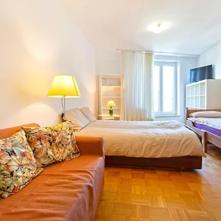 Lovely Apartment In Portoroz With House Sea View 포르토로즈